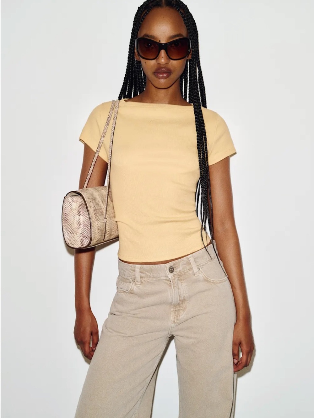 Reformation Talia Tee in Blonde - Picture 2 of 11